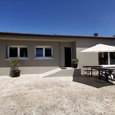 Casa En Zona Rural A 10 Minutos De Santiago * Santiago de Compostela
